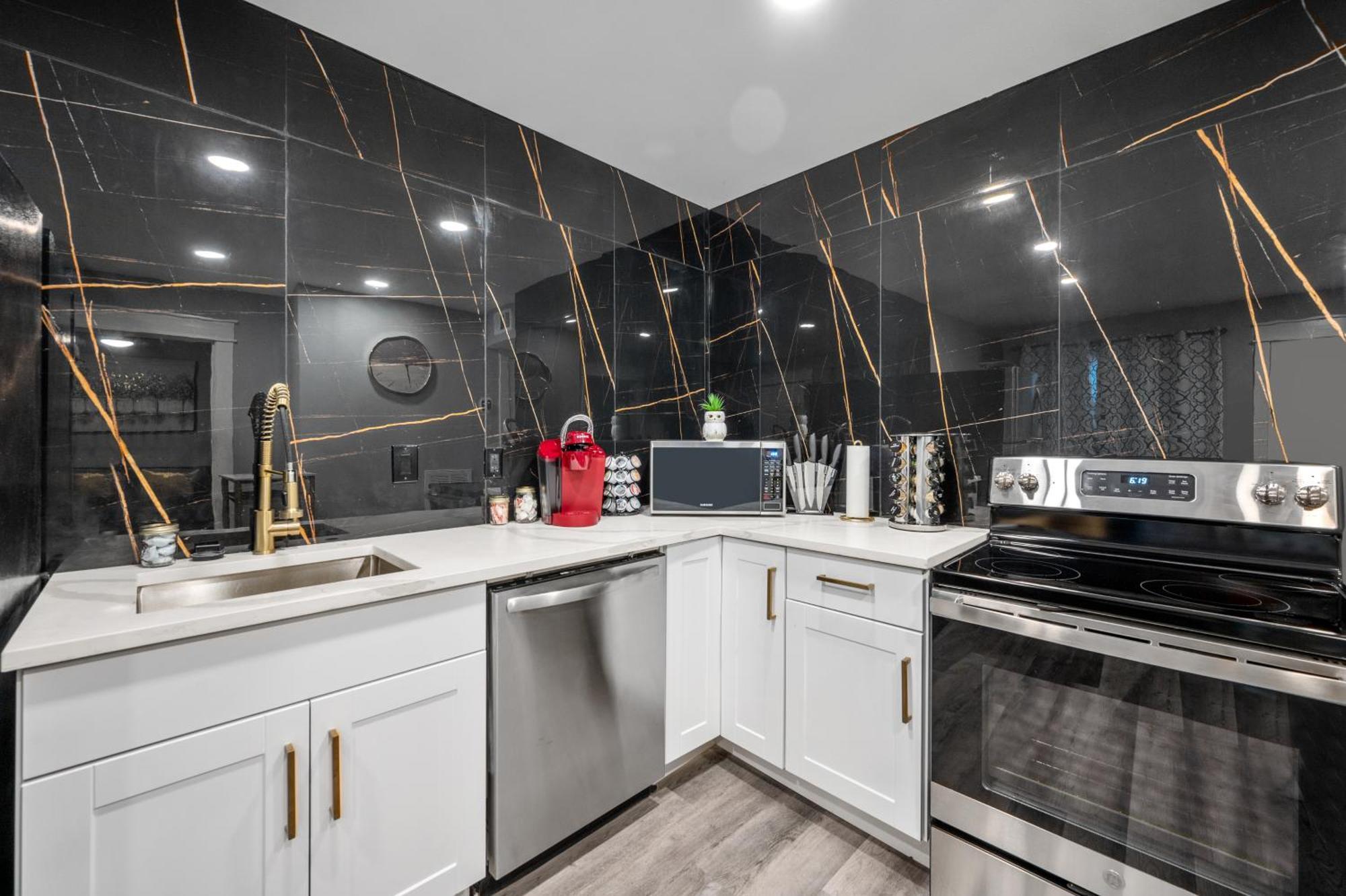 Warm Heights 2Br With Pool & Free Parking Apartment Houston Luaran gambar